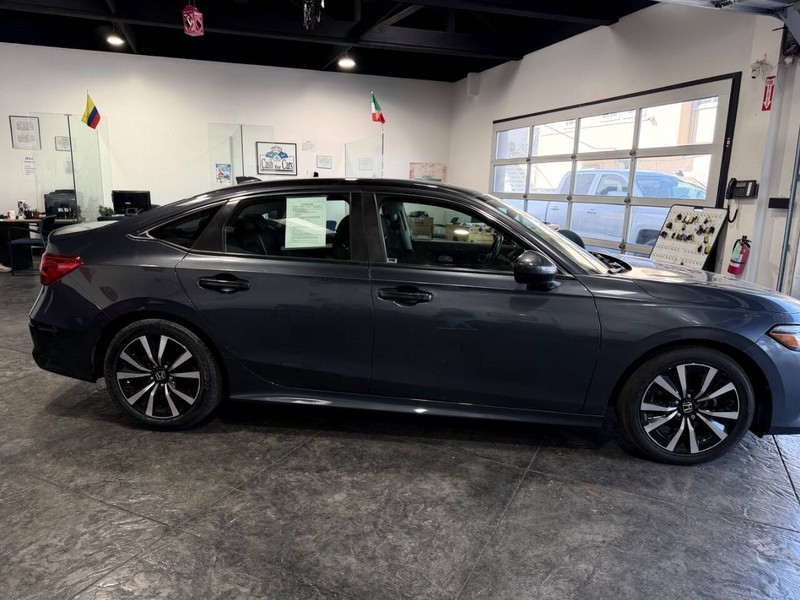 Honda Civic Sedan Vehicle Full-screen Gallery Image 48