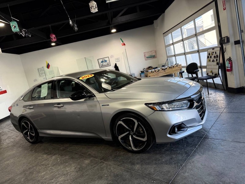 Honda Accord Hybrid Vehicle Full-screen Gallery Image 47