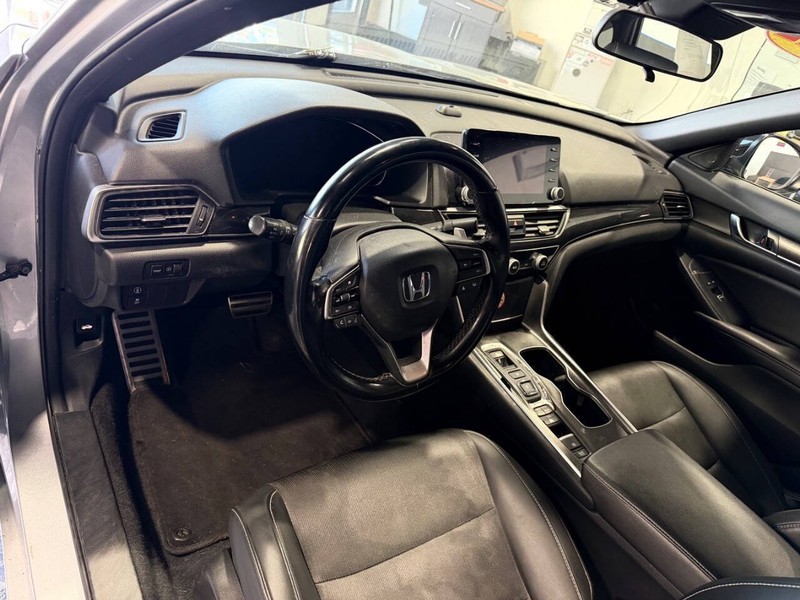 Honda Accord Hybrid Vehicle Full-screen Gallery Image 49