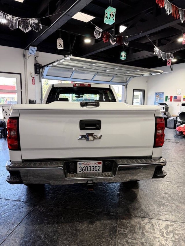 Chevrolet Silverado 1500 Vehicle Full-screen Gallery Image 33