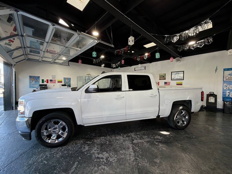 Chevrolet Silverado 1500 Vehicle Full-screen Gallery Image 13