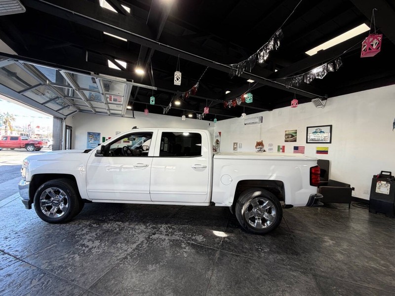 Chevrolet Silverado 1500 Vehicle Full-screen Gallery Image 20