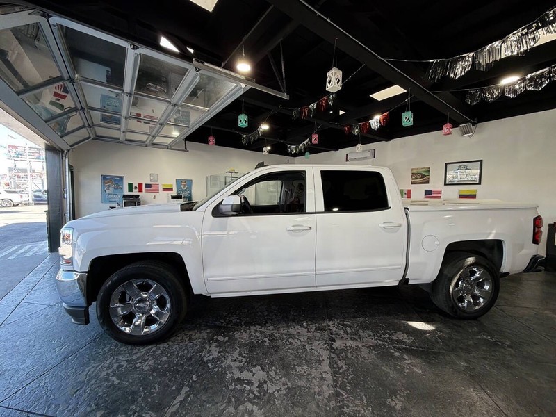 Chevrolet Silverado 1500 Vehicle Full-screen Gallery Image 21
