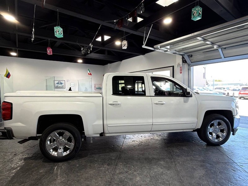 Chevrolet Silverado 1500 Vehicle Full-screen Gallery Image 37