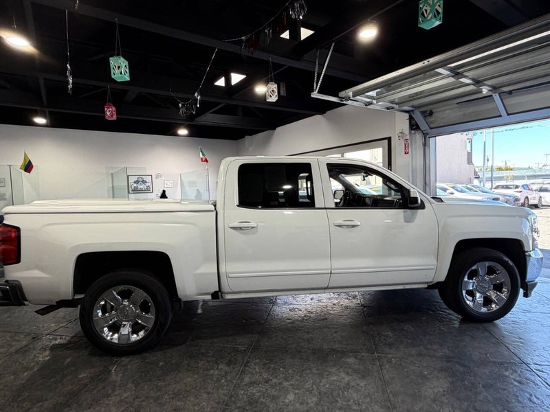 Chevrolet Silverado 1500 Vehicle Full-screen Gallery Image 42