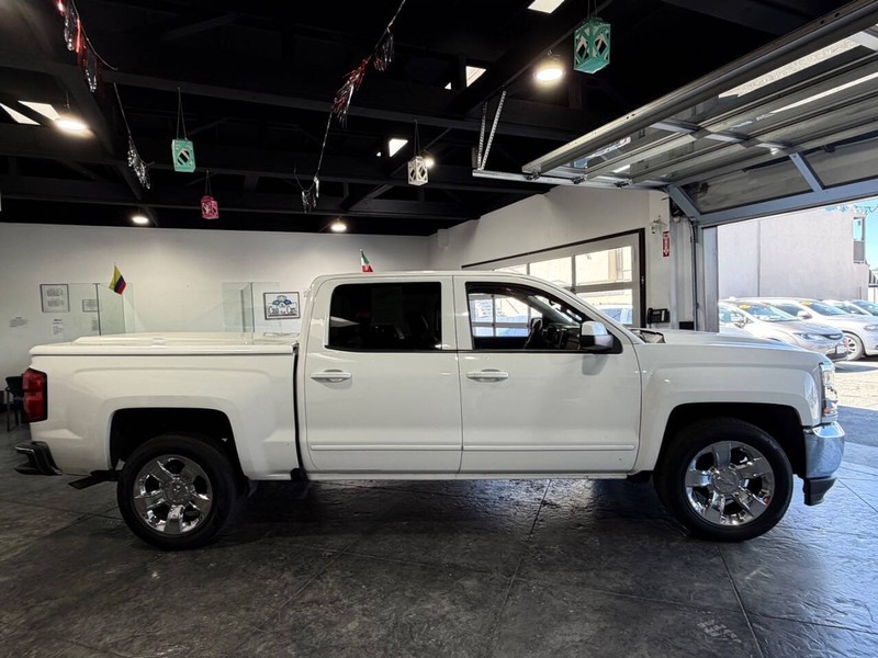 Chevrolet Silverado 1500 Vehicle Full-screen Gallery Image 45
