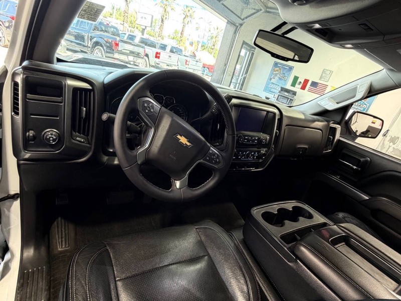 Chevrolet Silverado 1500 Vehicle Full-screen Gallery Image 50