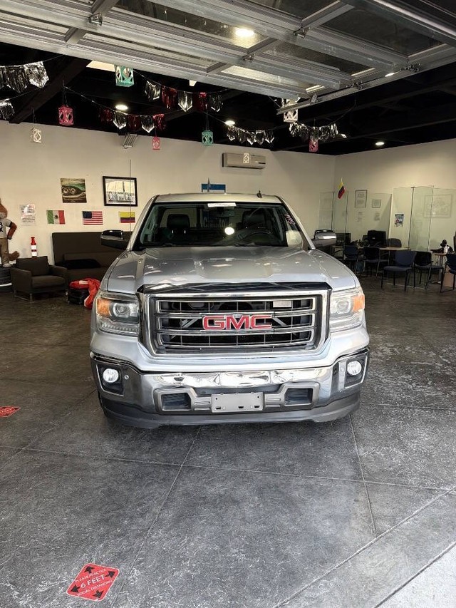 GMC Sierra 1500 Vehicle Full-screen Gallery Image 04