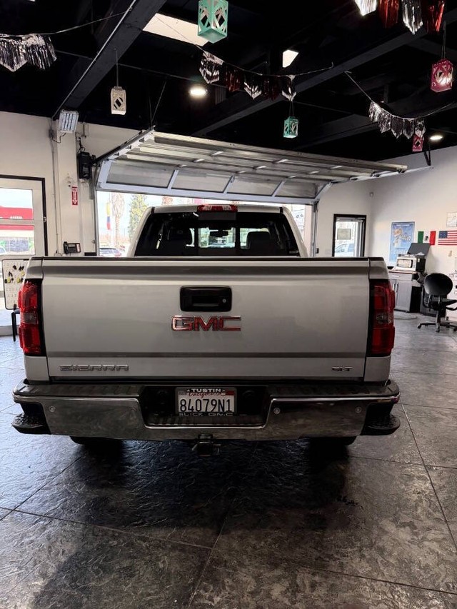 GMC Sierra 1500 Vehicle Full-screen Gallery Image 26
