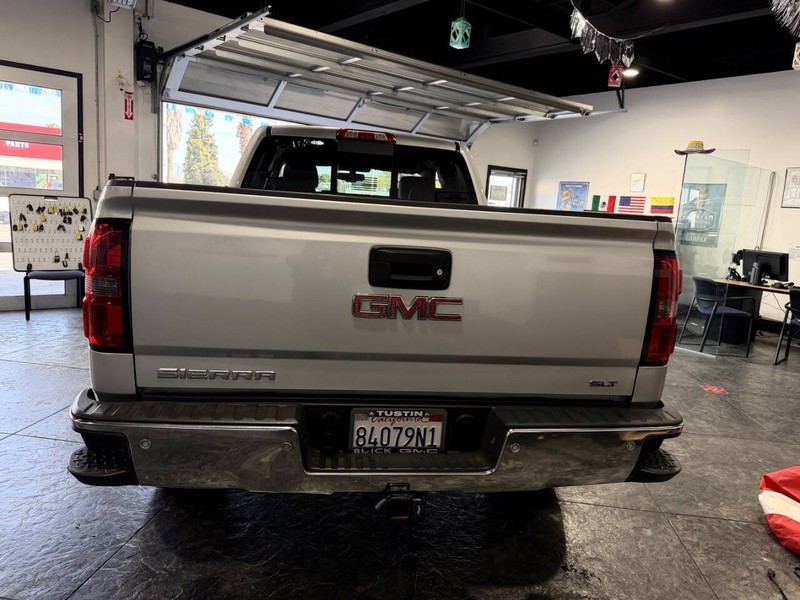GMC Sierra 1500 Vehicle Full-screen Gallery Image 27