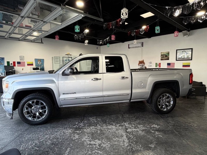 GMC Sierra 1500 Vehicle Full-screen Gallery Image 39