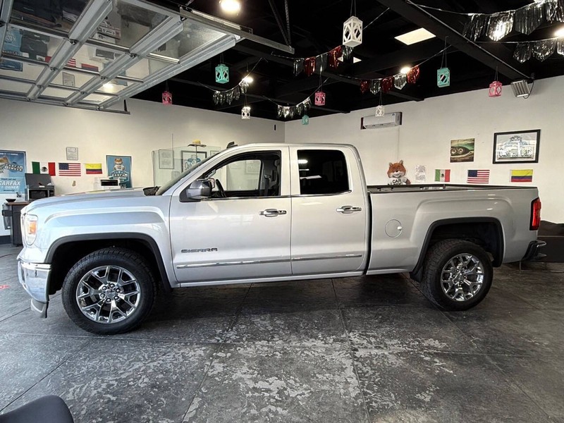 GMC Sierra 1500 Vehicle Full-screen Gallery Image 43