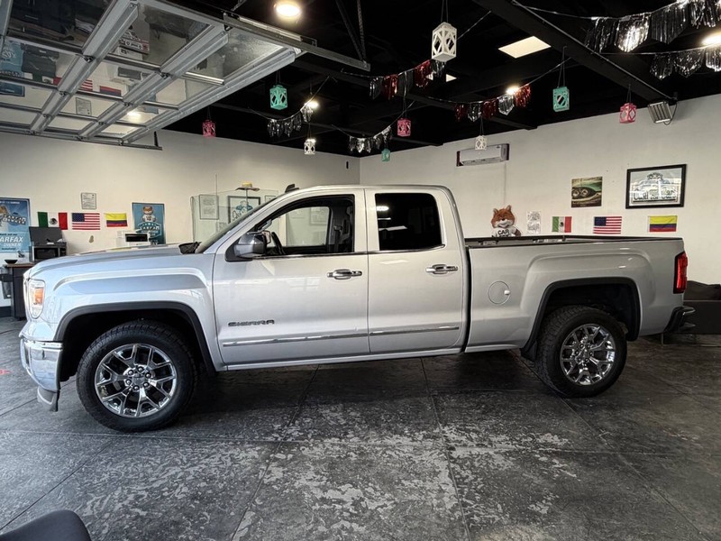 GMC Sierra 1500 Vehicle Full-screen Gallery Image 44