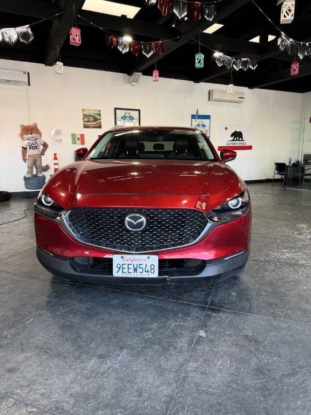 Mazda CX-30 Vehicle Full-screen Gallery Image 02