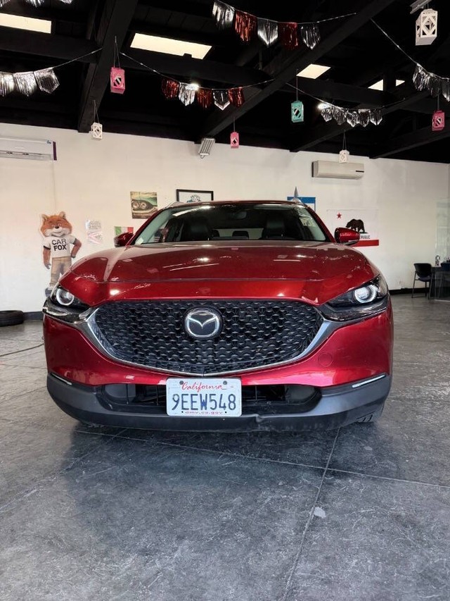Mazda CX-30 Vehicle Full-screen Gallery Image 04