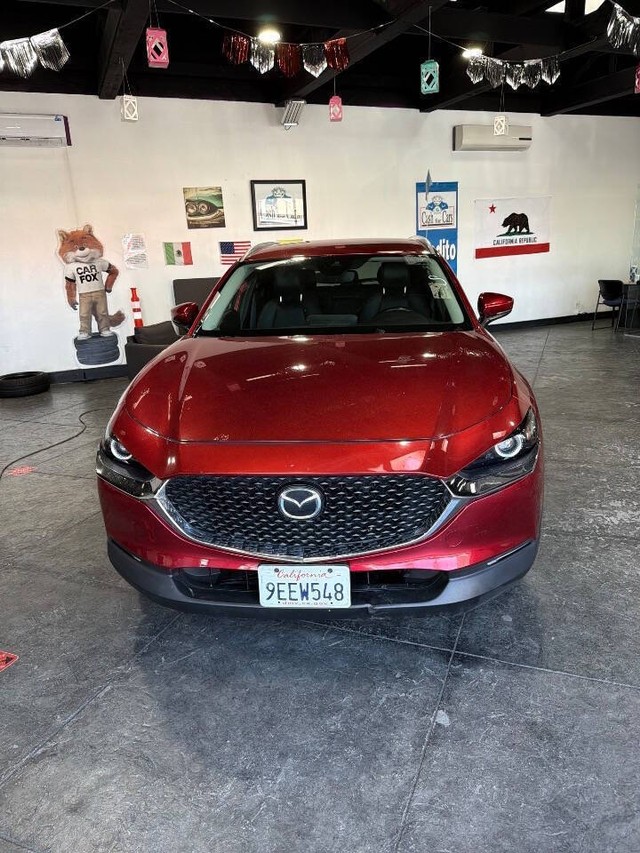 Mazda CX-30 Vehicle Full-screen Gallery Image 06