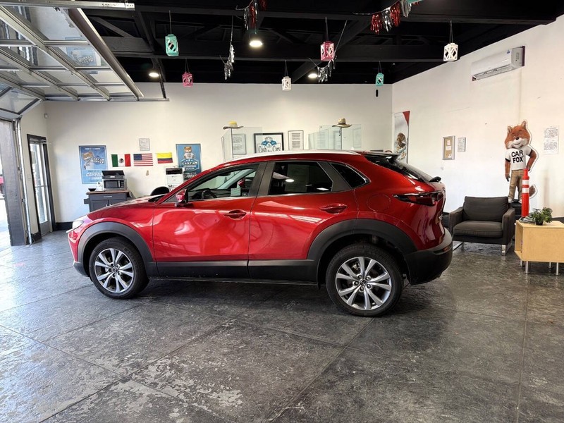 Mazda CX-30 Vehicle Full-screen Gallery Image 29