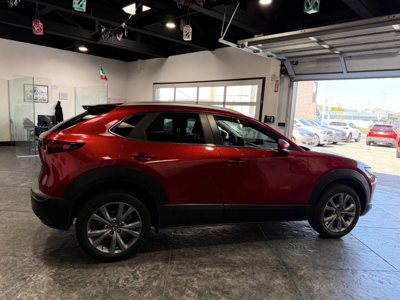 Mazda CX-30 Vehicle Full-screen Gallery Image 47
