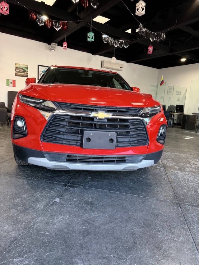 Chevrolet Blazer Vehicle Full-screen Gallery Image 04