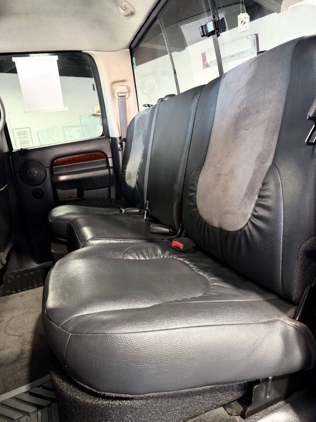 Dodge Ram 2500 Vehicle Full-screen Gallery Image 49