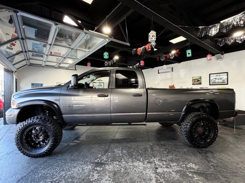 Dodge Ram 2500 Vehicle Full-screen Gallery Image 20