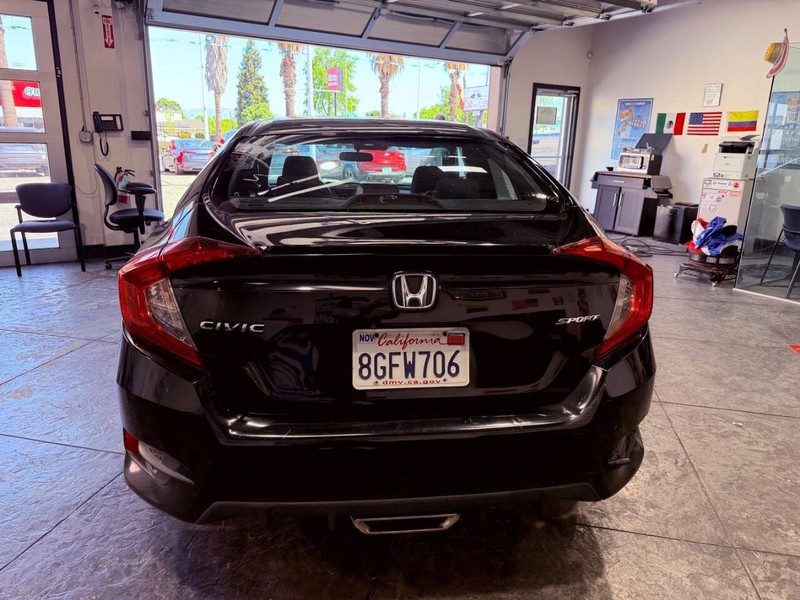 Honda Civic Sedan Vehicle Full-screen Gallery Image 36