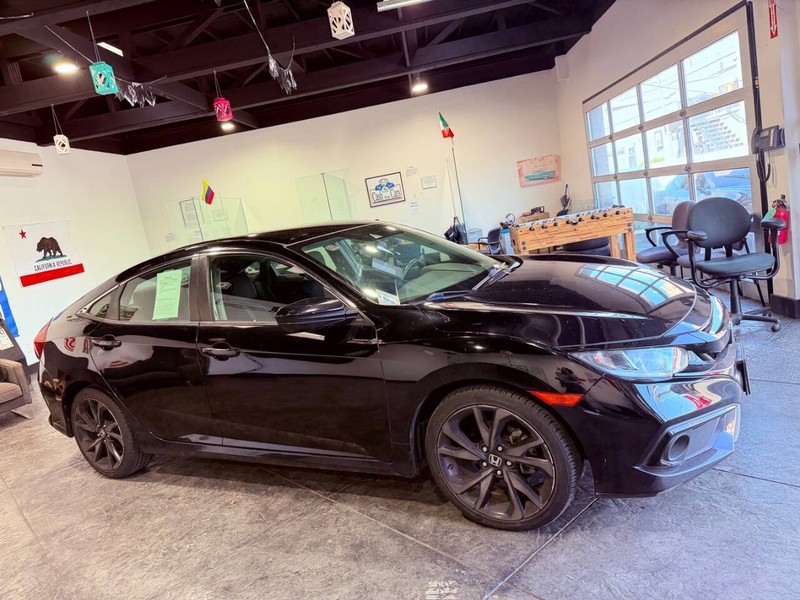 Honda Civic Sedan Vehicle Full-screen Gallery Image 41