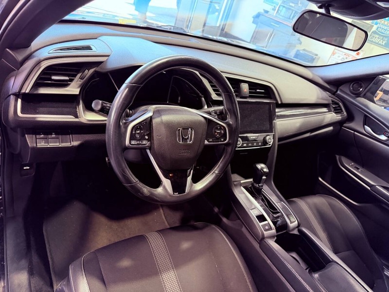 Honda Civic Sedan Vehicle Full-screen Gallery Image 50
