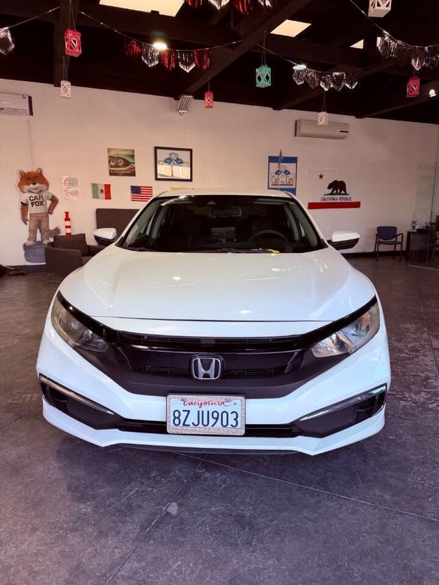 Honda Civic Sedan Vehicle Full-screen Gallery Image 06