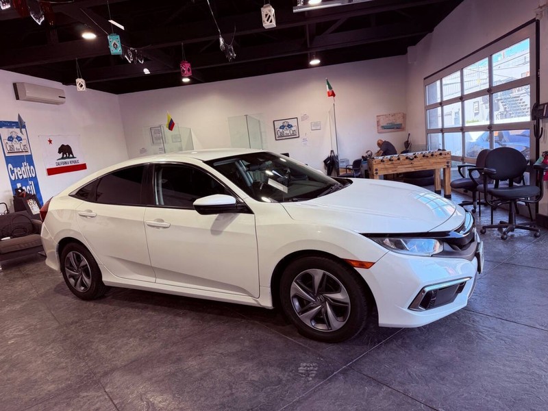 Honda Civic Sedan Vehicle Full-screen Gallery Image 33