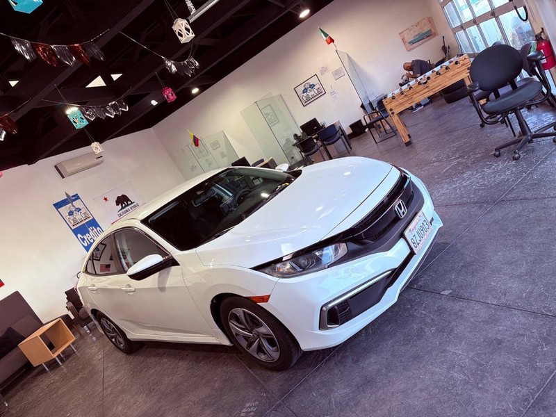 Honda Civic Sedan Vehicle Full-screen Gallery Image 43