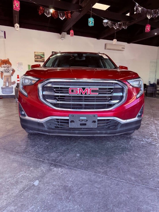 GMC Terrain Vehicle Full-screen Gallery Image 06