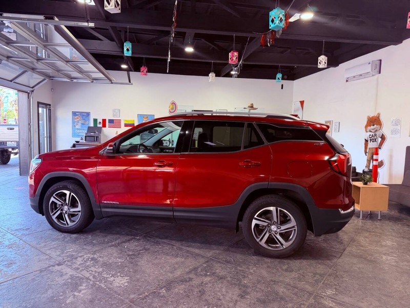 GMC Terrain Vehicle Full-screen Gallery Image 20