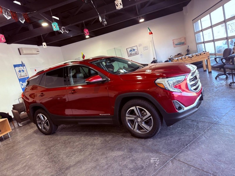 GMC Terrain Vehicle Full-screen Gallery Image 48