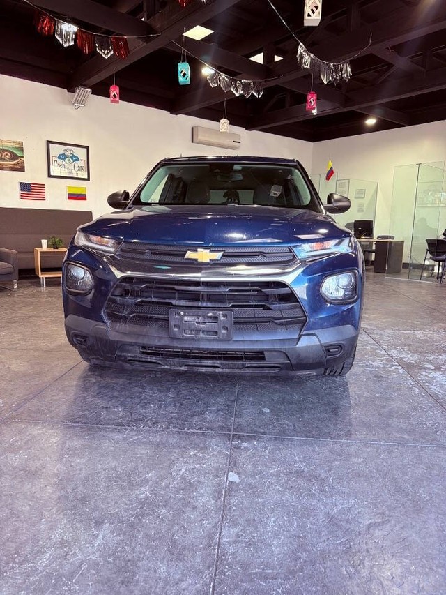 Chevrolet Trailblazer Vehicle Full-screen Gallery Image 05