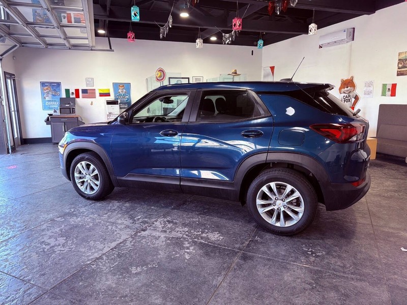 Chevrolet Trailblazer Vehicle Full-screen Gallery Image 23