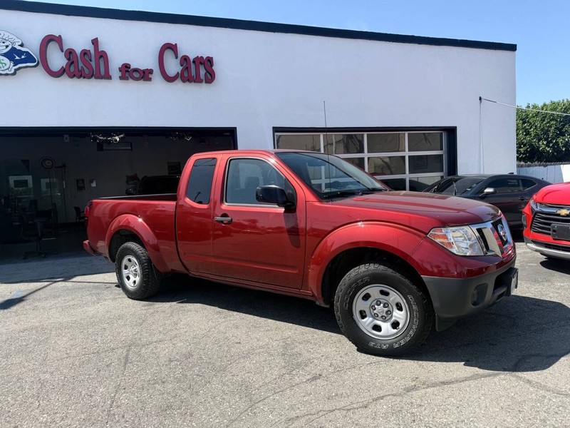 Nissan Frontier Vehicle Full-screen Gallery Image 03