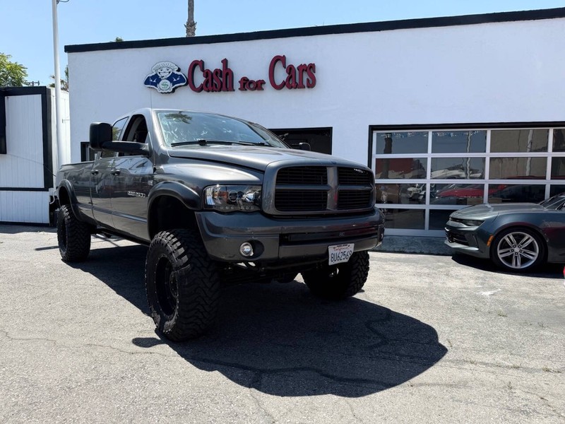 Dodge Ram 2500 Vehicle Full-screen Gallery Image 02