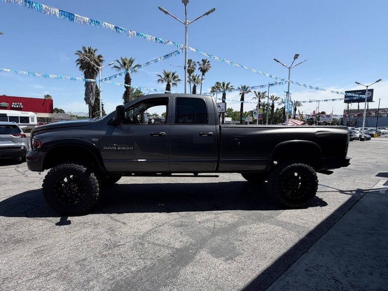 Dodge Ram 2500 Vehicle Full-screen Gallery Image 07