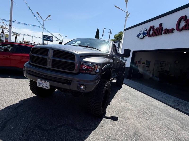 Dodge Ram 2500 Vehicle Full-screen Gallery Image 10