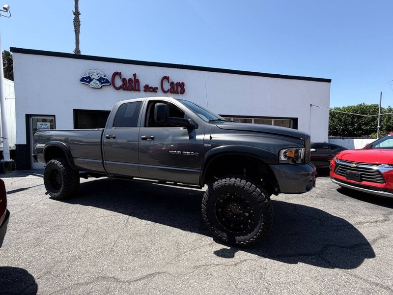 Dodge Ram 2500 Vehicle Full-screen Gallery Image 15