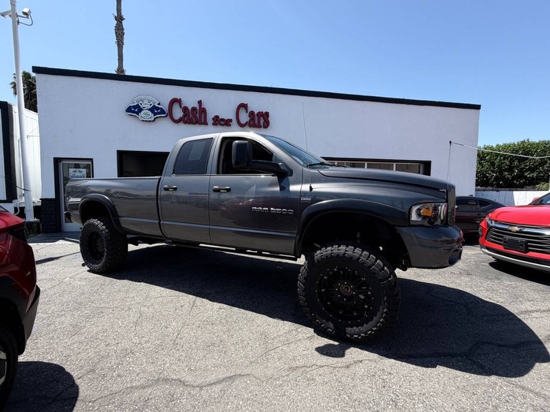 Dodge Ram 2500 Vehicle Full-screen Gallery Image 16
