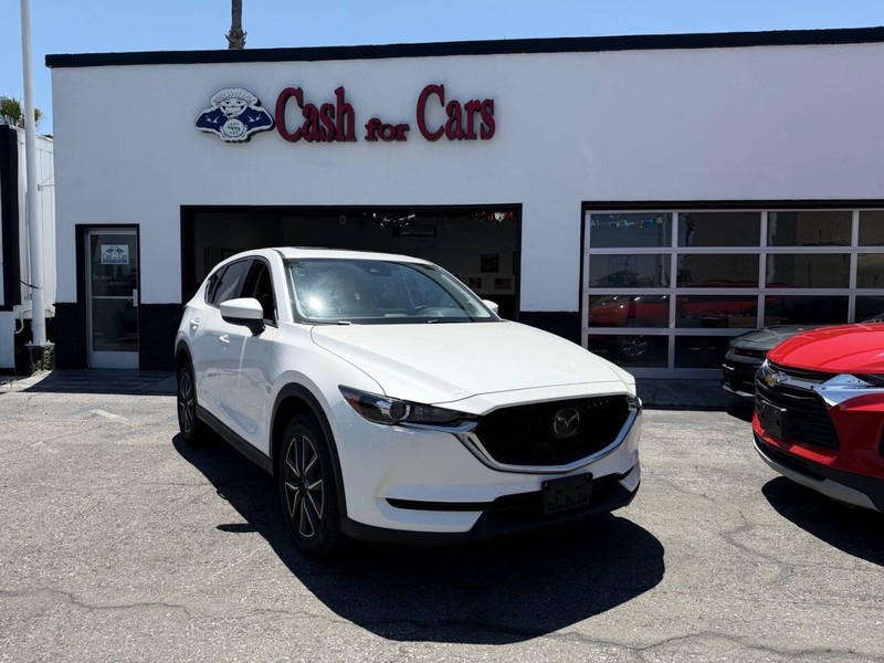 Mazda CX-5 Vehicle Full-screen Gallery Image 02