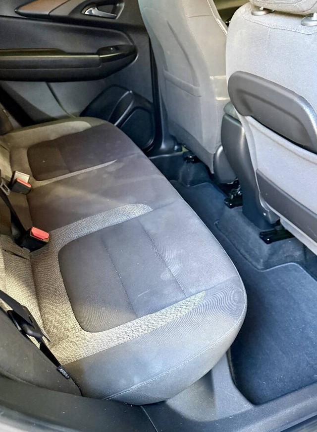 Chevrolet Trailblazer Vehicle Full-screen Gallery Image 08