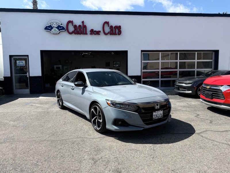 Honda Accord Hybrid Vehicle Full-screen Gallery Image 03