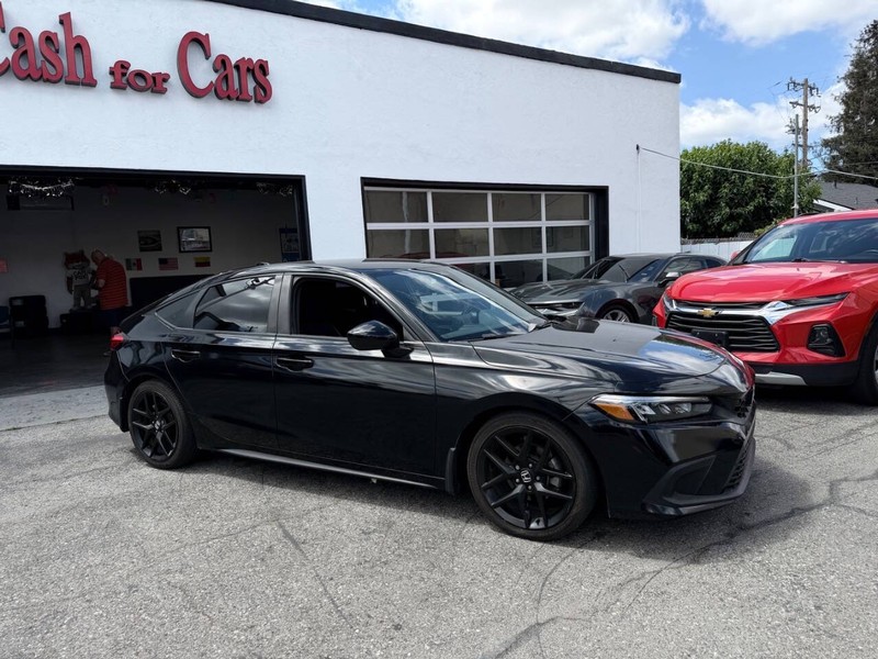 Honda Civic Hatchback Vehicle Full-screen Gallery Image 03