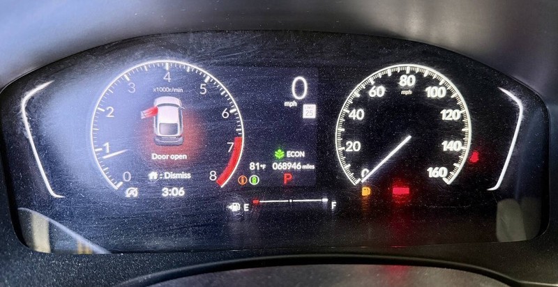 Honda Civic Hatchback Vehicle Full-screen Gallery Image 17