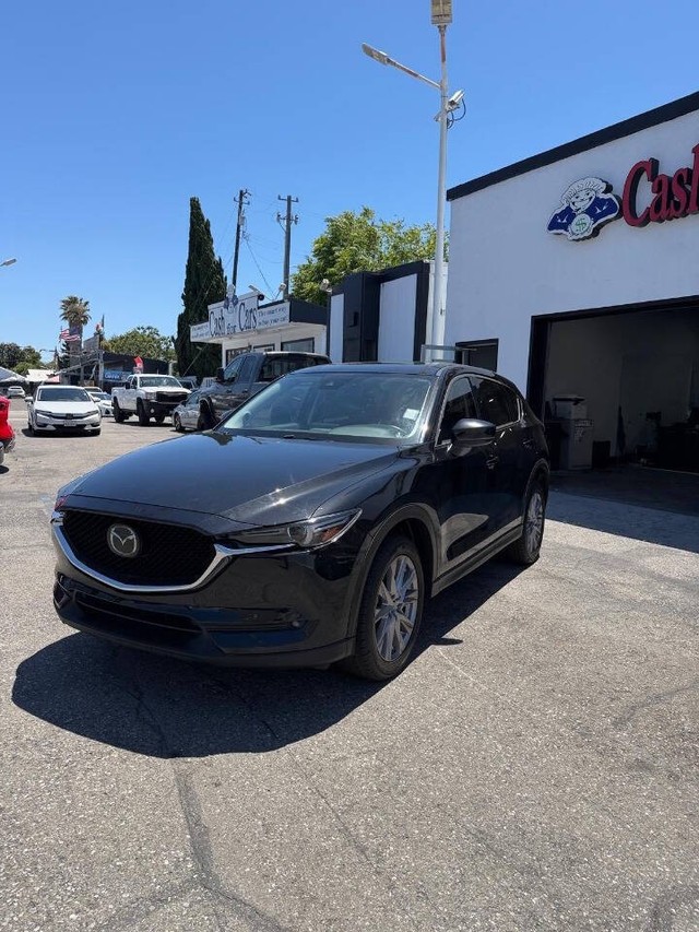Mazda CX-5 Vehicle Full-screen Gallery Image 10