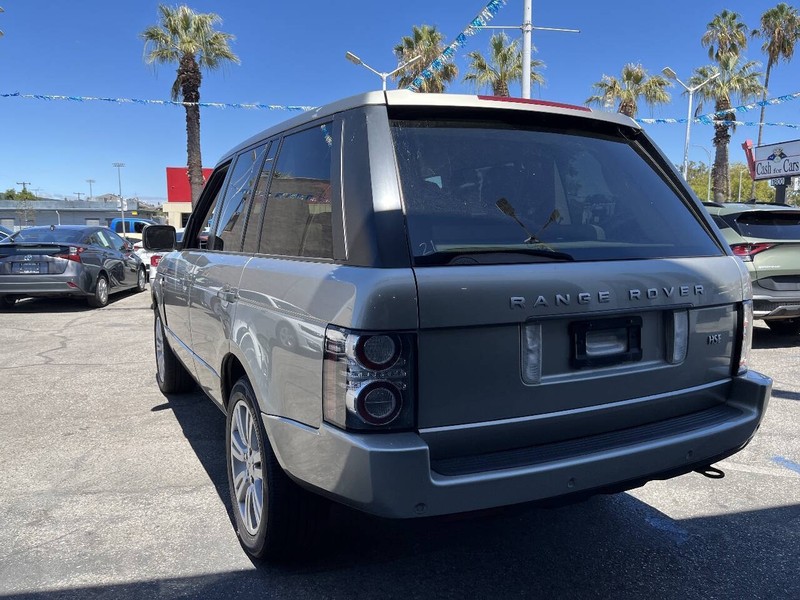 Land Rover Range Rover Vehicle Full-screen Gallery Image 16