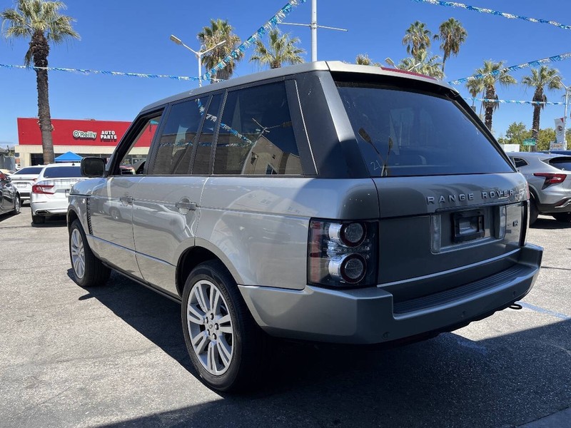 Land Rover Range Rover Vehicle Full-screen Gallery Image 19